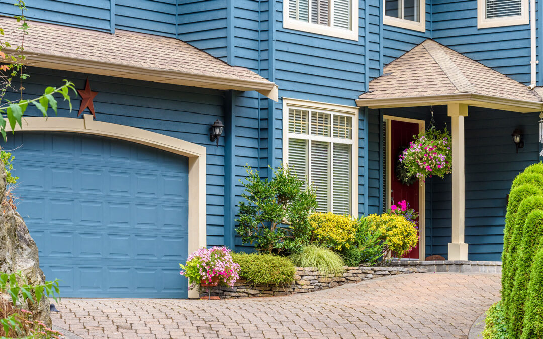 How to Choose the Right Garage Door for Your Home